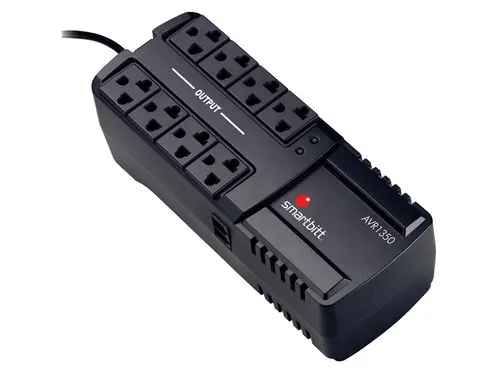 Regulador de Voltaje Smartbitt AVR1350 1350VA / 675W 8 Tomas
